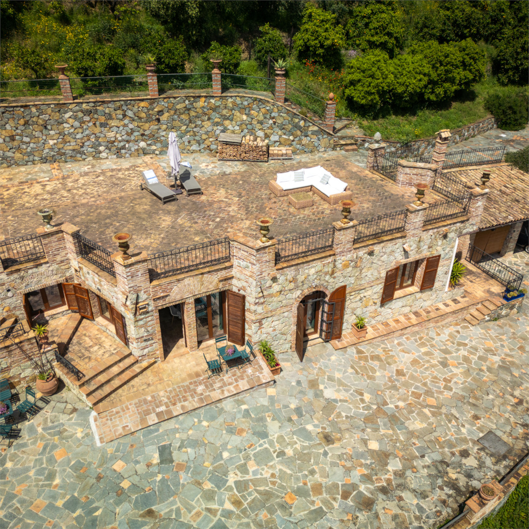Esterno Camere - la casa di alvapian