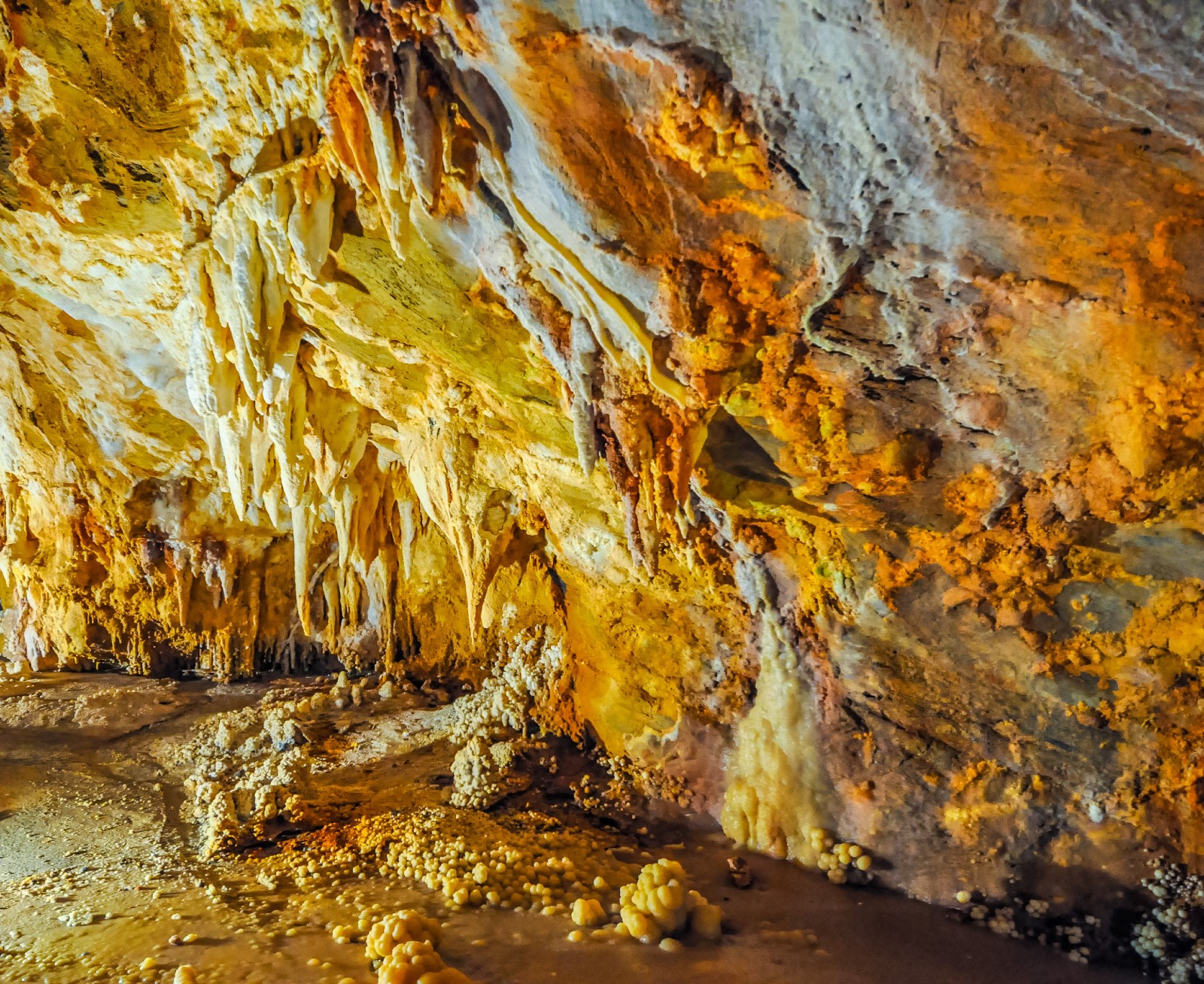 grotte-toirano-hd